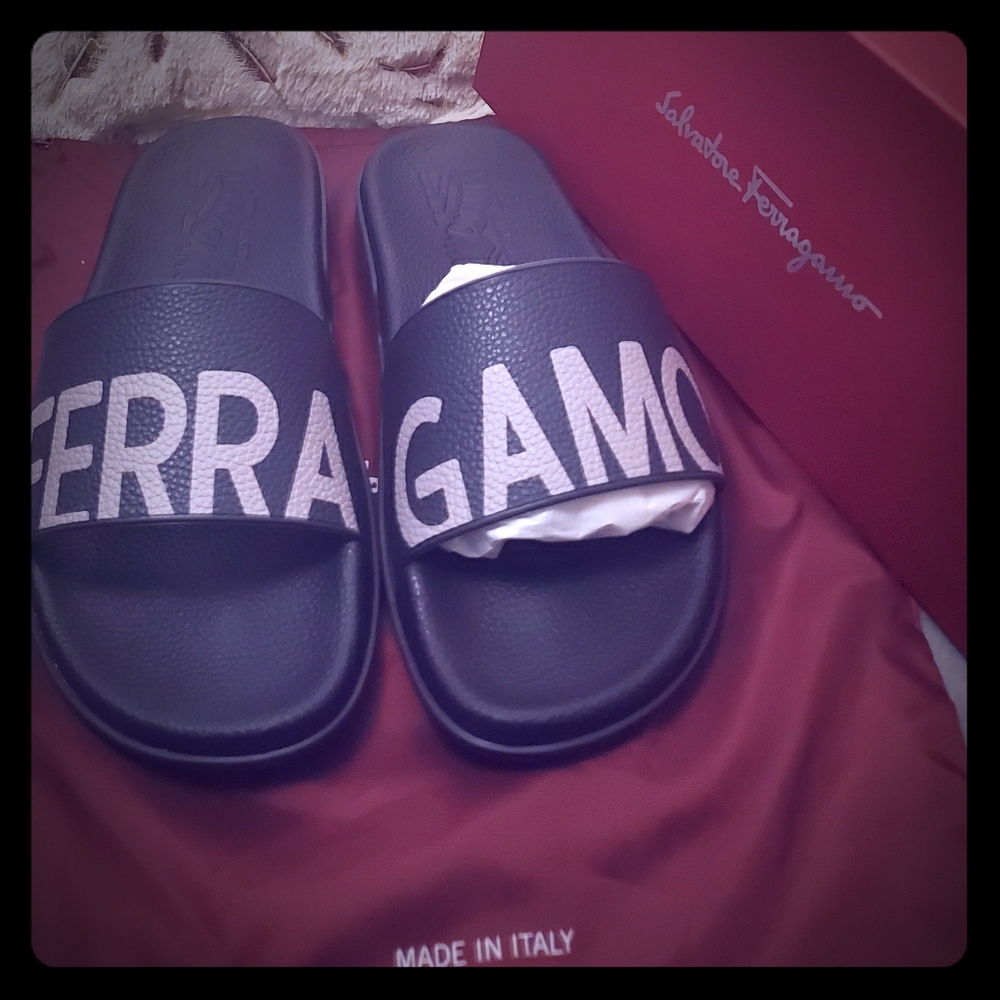 AUTHENTIC SALVATORE FERRAGAMO slides